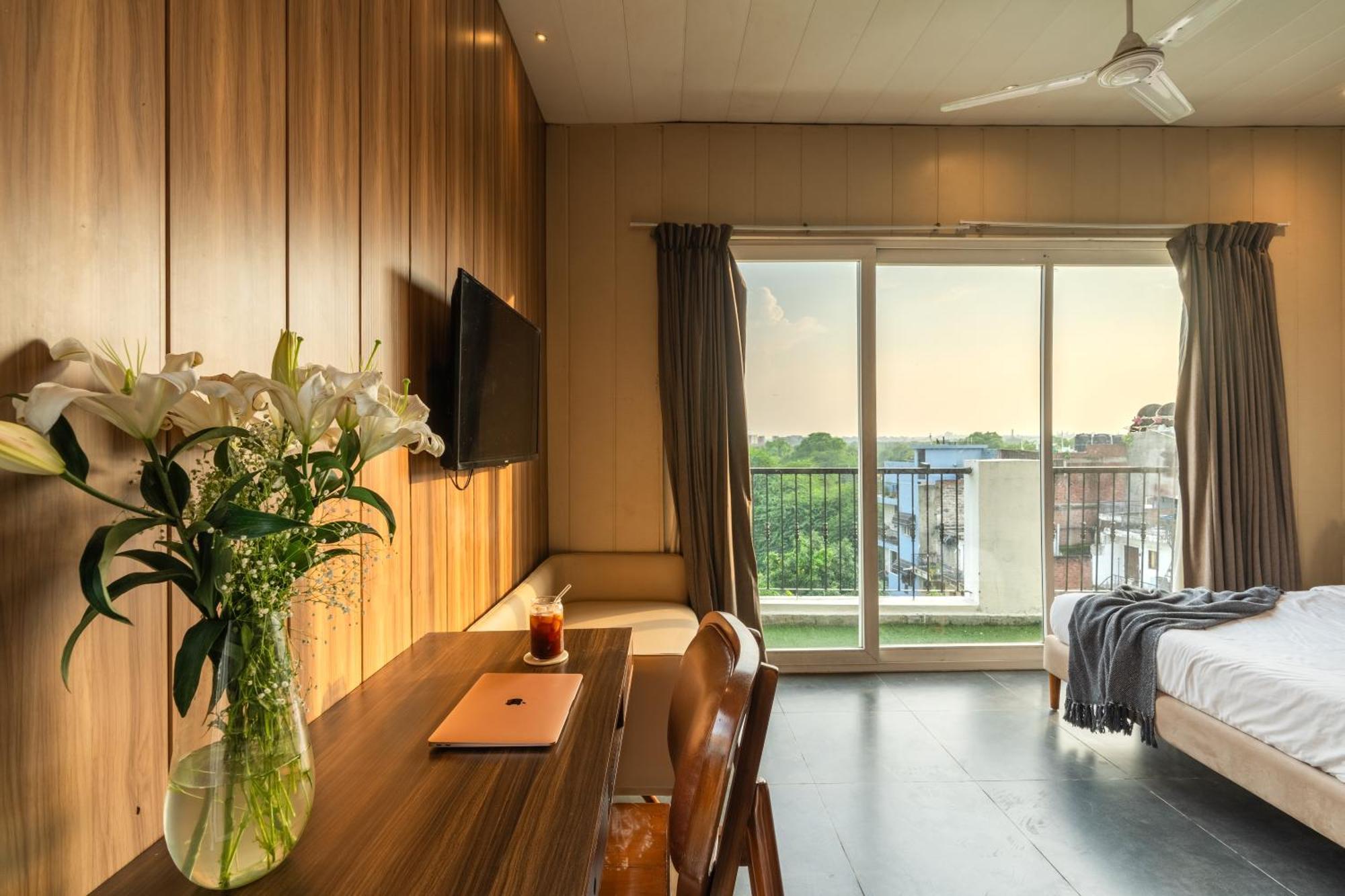 Minimalist One Hauz Khas Village 3* New Delhi